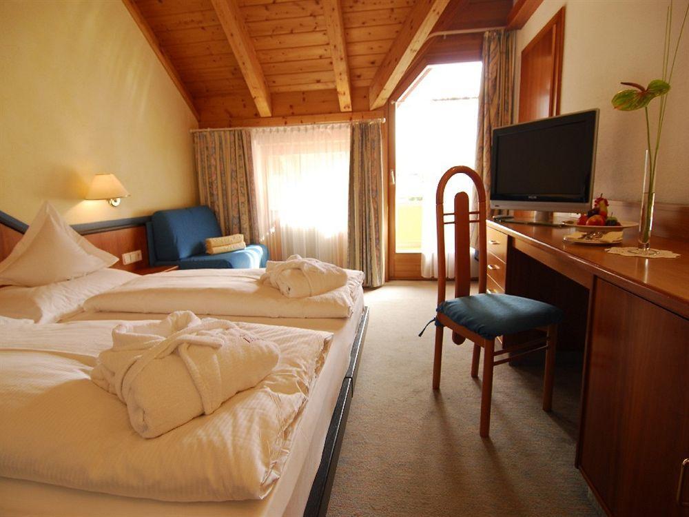 Hotel Loewenhof Bressanone Luaran gambar